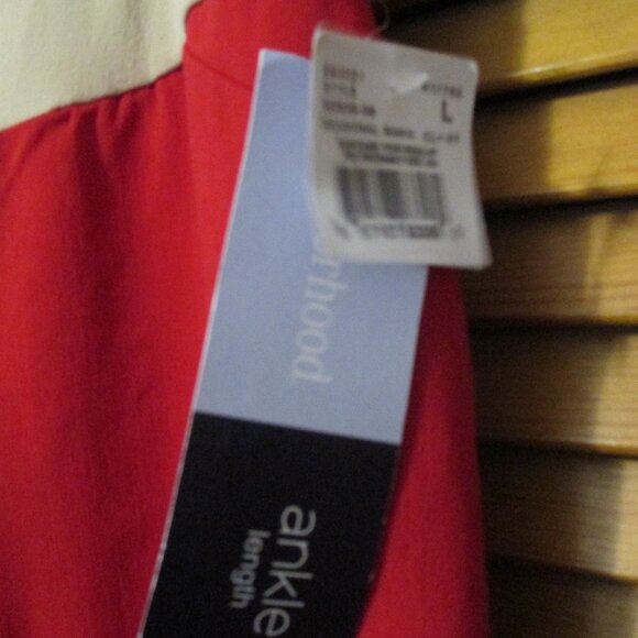 Motherhood Maternity NEW red pants, pull on, ankle length, tapered legs size L - Picture 5 of 10